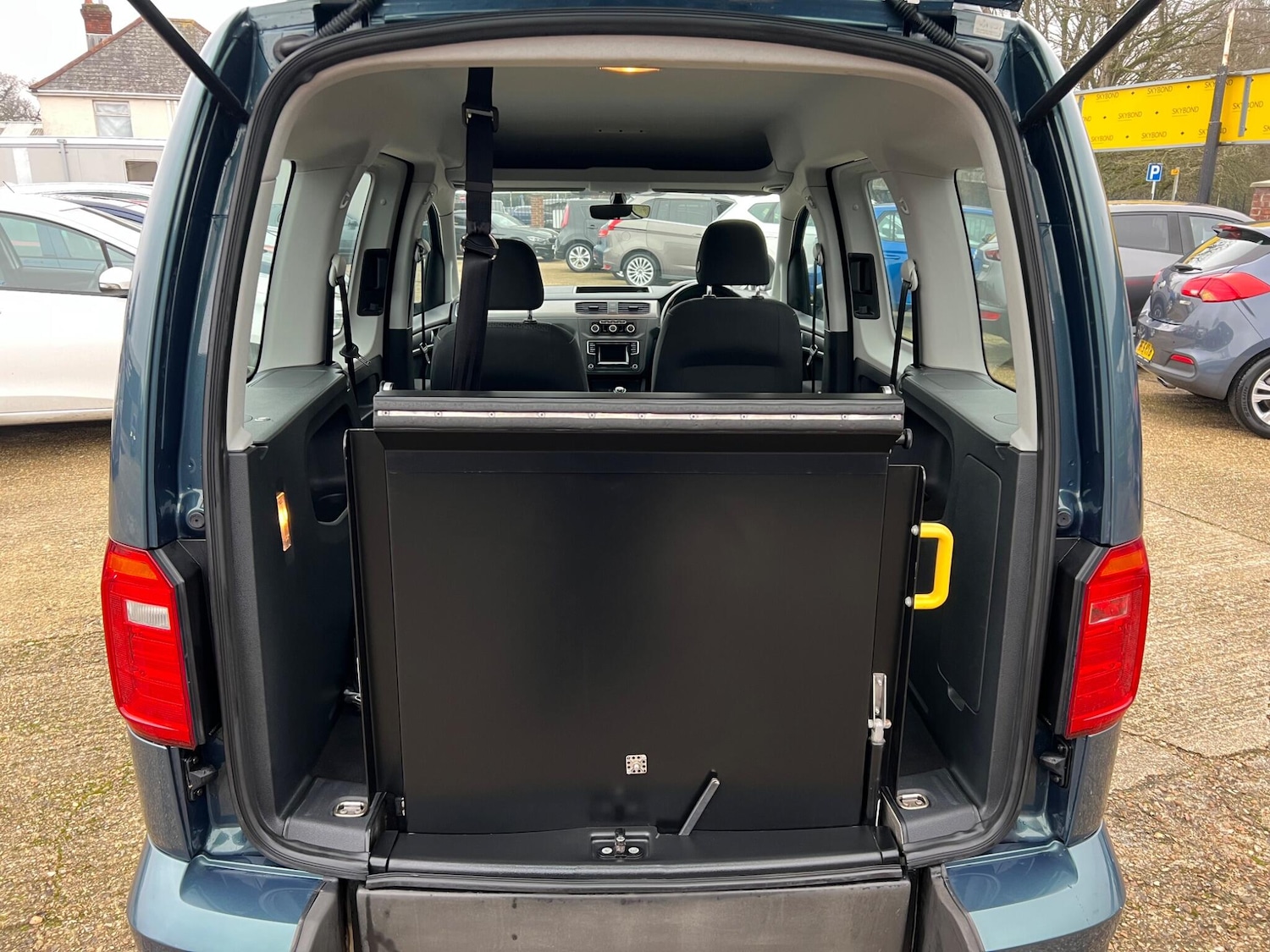 Used Volkswagen Caddy Life 2016 for sale - 77376634: Photo 11