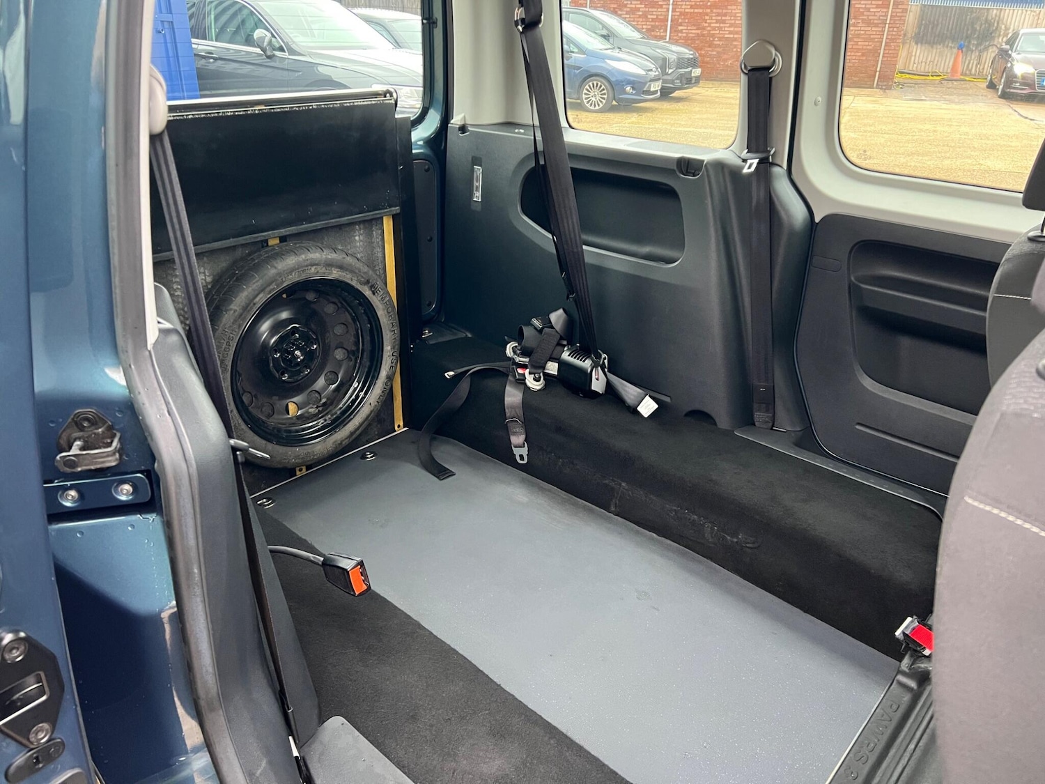 Used Volkswagen Caddy Life 2016 for sale - 77376634: Photo 16