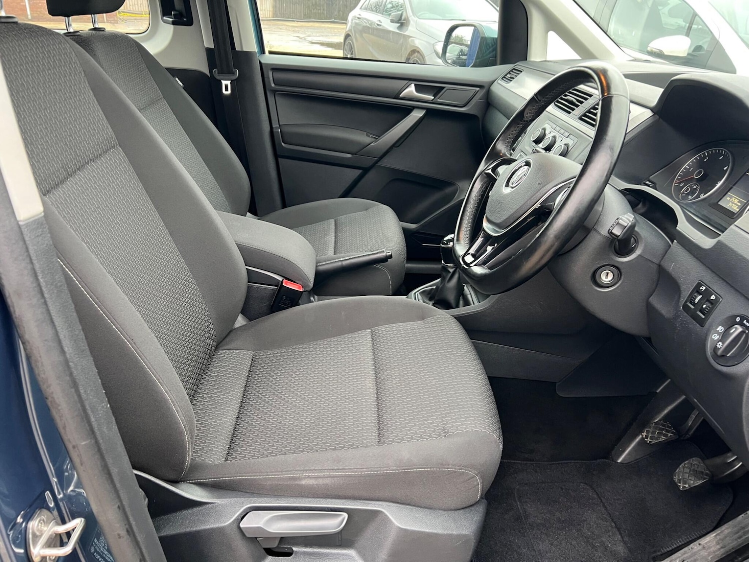 Used Volkswagen Caddy Life 2016 for sale - 77376634: Photo 17