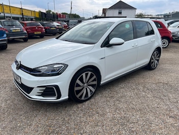 Used Volkswagen Golf 2017 for sale - 79387983: Photo