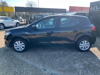 Used Dacia Sandero 2021 for sale - 78047469: Photo