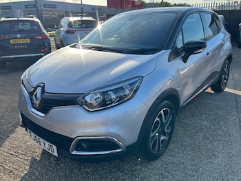 Used Renault Captur 2016 for sale - 76109675: Photo