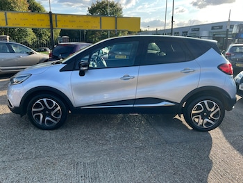Used Renault Captur 2016 for sale - 76109675: Photo