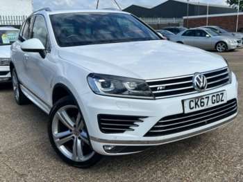 (67) - 3.0 TDI V6 R-Line Plus Tiptronic 4WD Euro 6 (s/s) 5dr