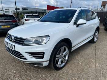 Used Volkswagen Touareg 2017 for sale - 74751368: Photo