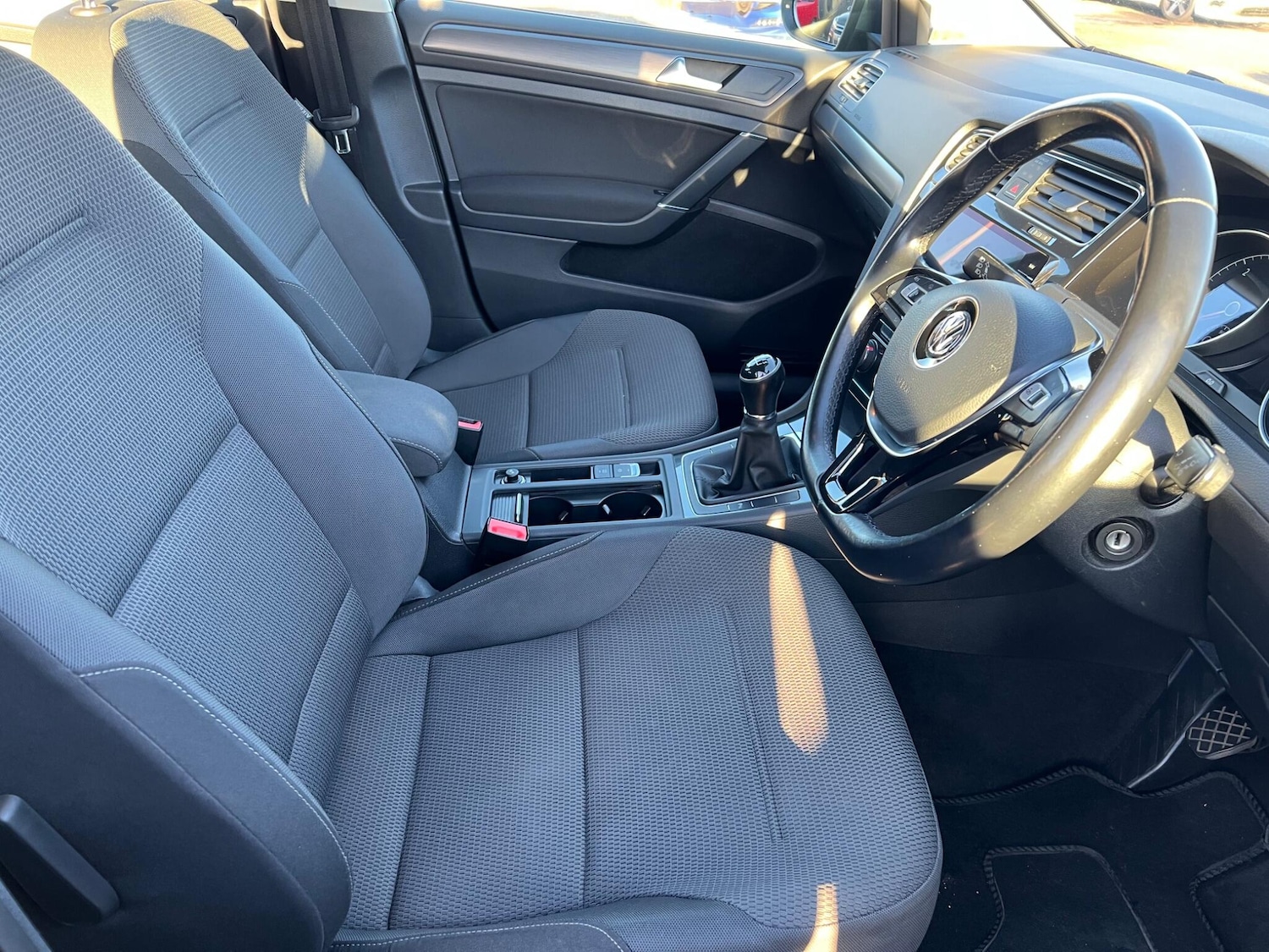 Used Volkswagen Golf 2018 for sale - 76926375: Photo 13