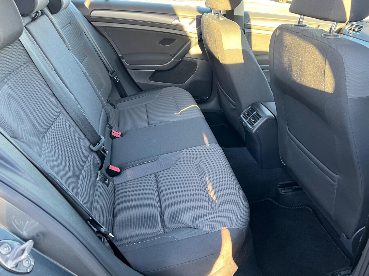 Used Volkswagen Golf 2018 for sale - 76926375: Photo 14