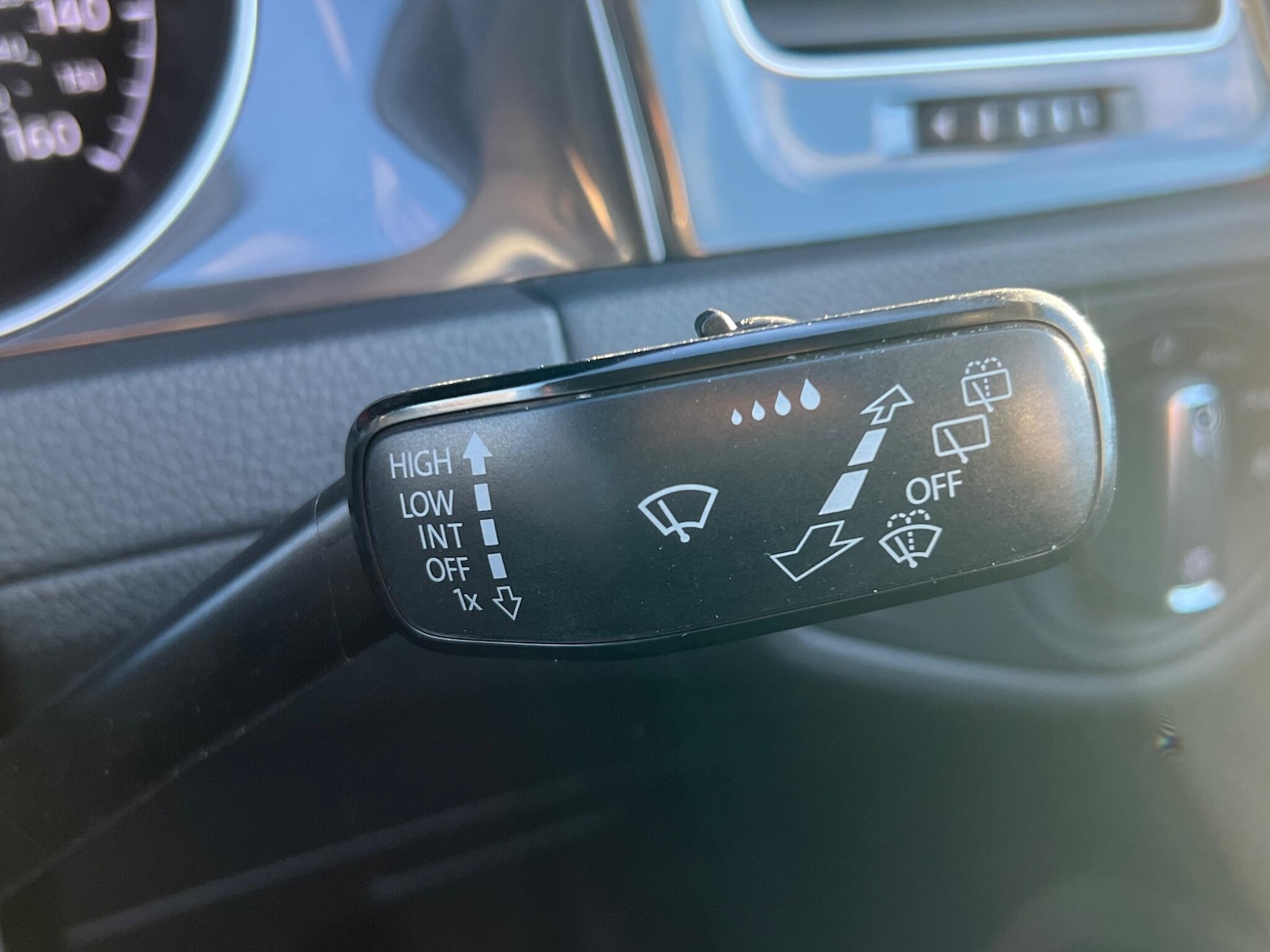 Used Volkswagen Golf 2018 for sale - 76926375: Photo 19