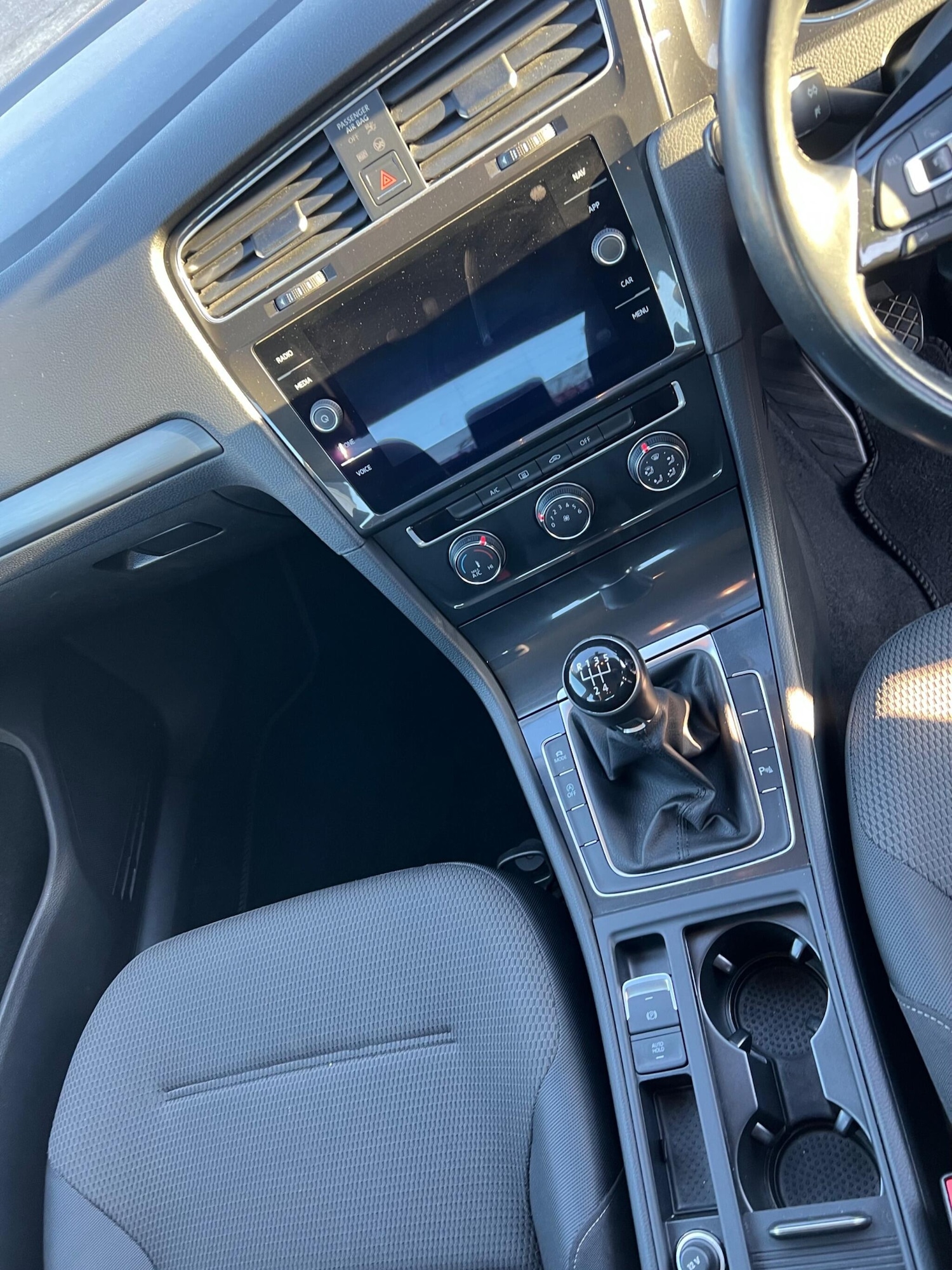 Used Volkswagen Golf 2018 for sale - 76926375: Photo 28