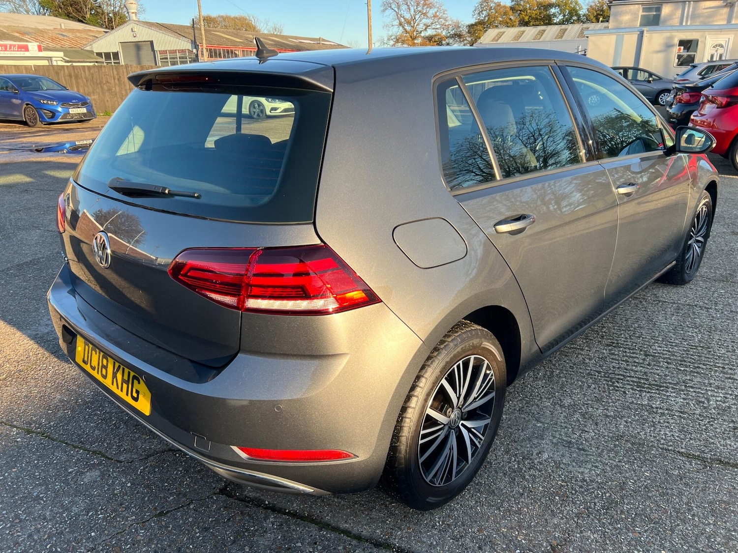 Used Volkswagen Golf 2018 for sale - 76926375: Photo 7
