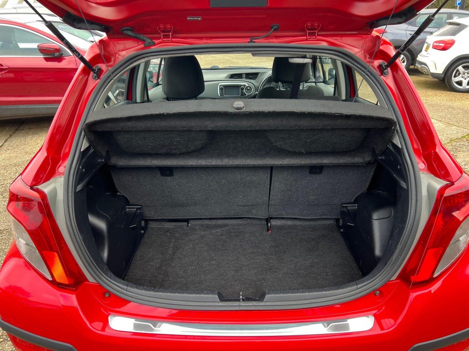 Used Toyota Yaris for sale - 77909752: Photo 12