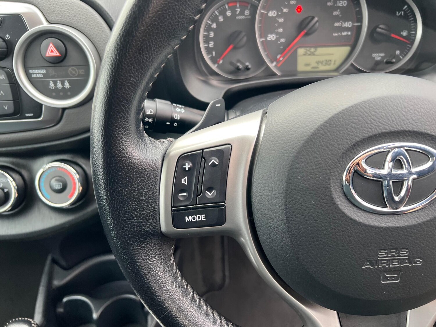 Used Toyota Yaris for sale - 77909752: Photo 16