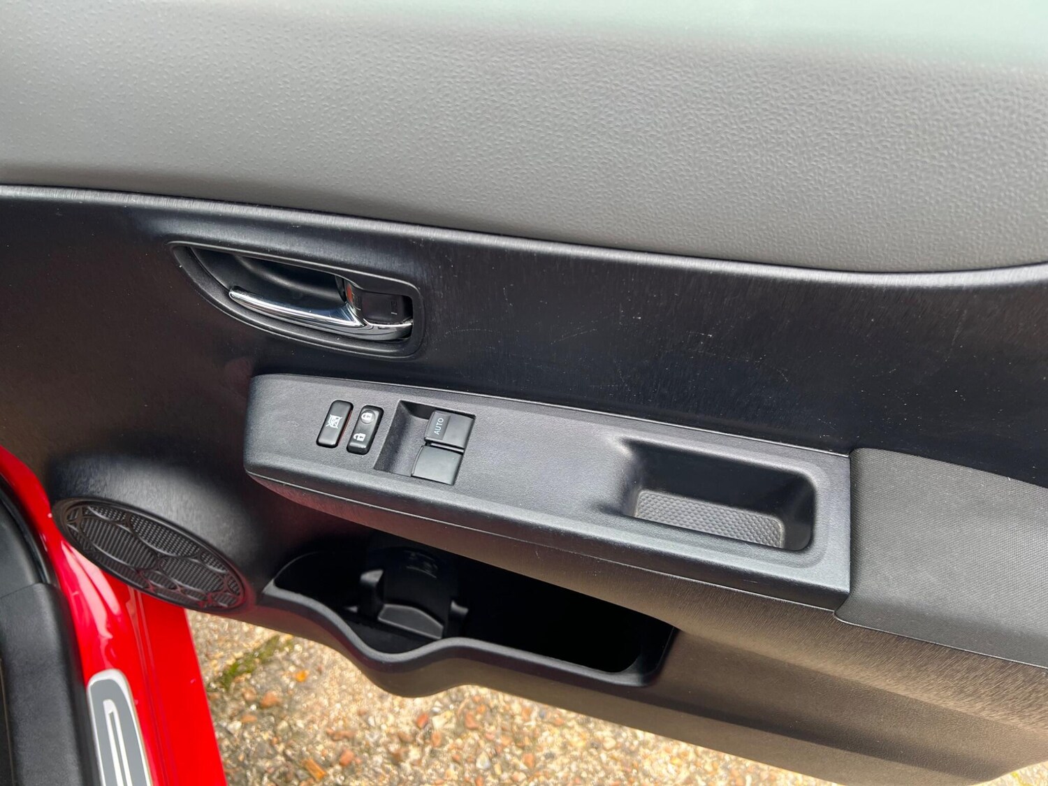 Used Toyota Yaris for sale - 77909752: Photo 28