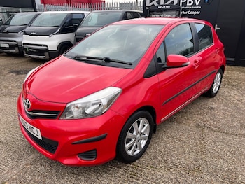 Used Toyota Yaris 2012 for sale - 77909752: Photo