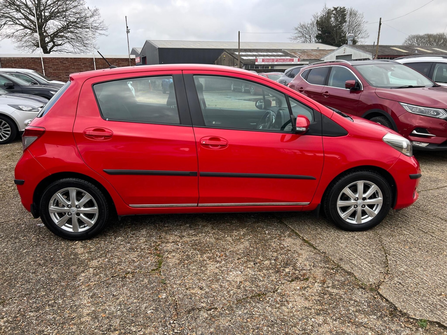 Used Toyota Yaris for sale - 77909752: Photo 8
