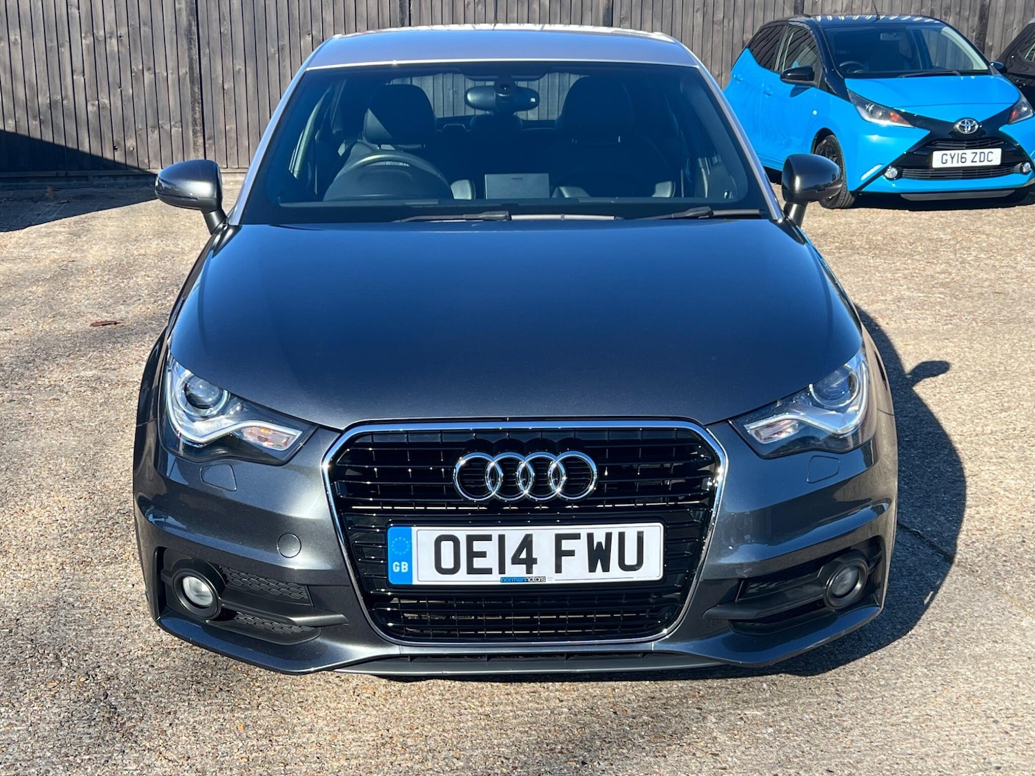 Used Audi A1 for sale - 76995586: Photo 2