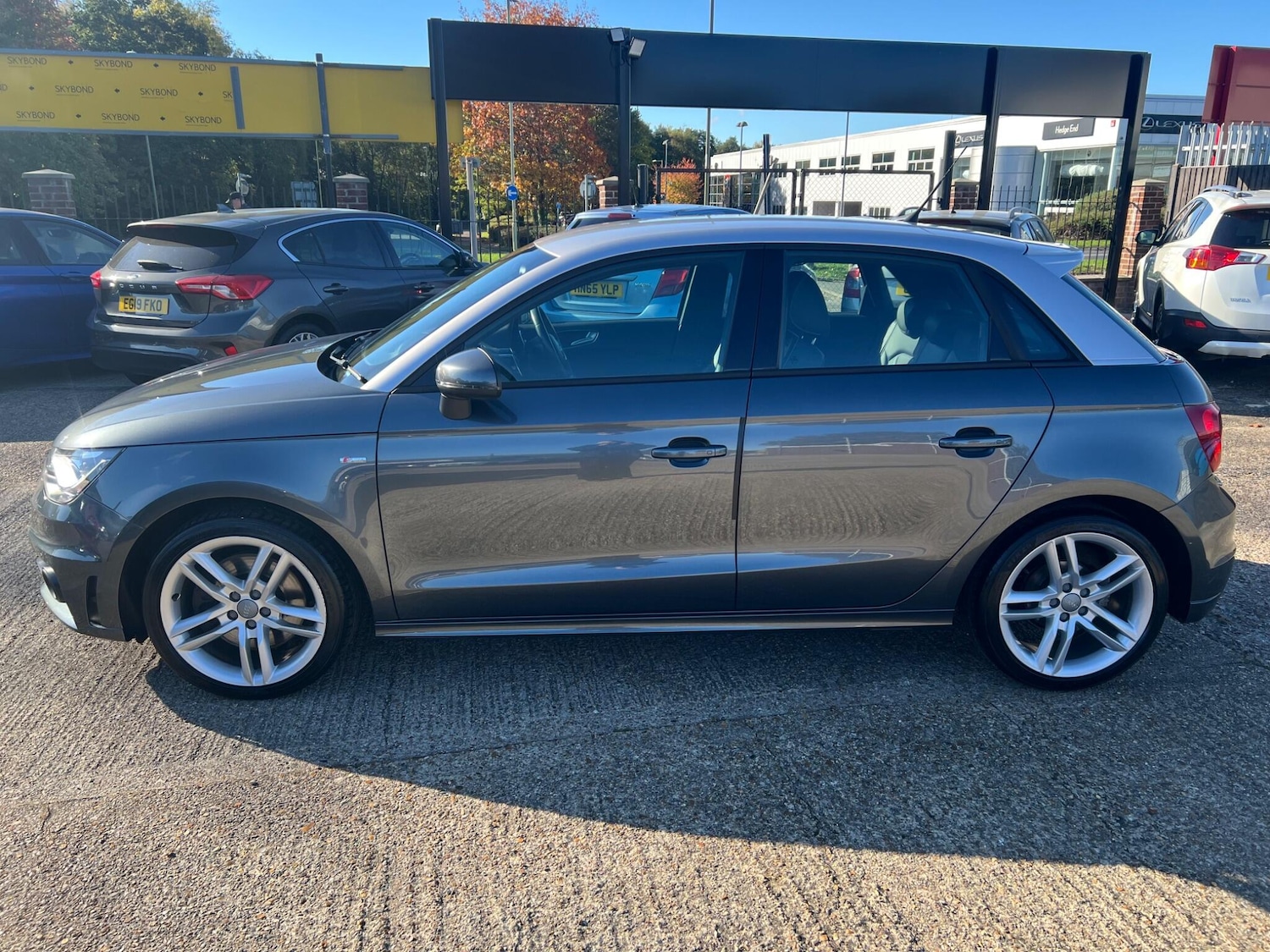 Used Audi A1 for sale - 76995586: Photo 4