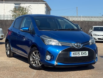 Used Toyota Yaris 2015 for sale - 79387858: Photo