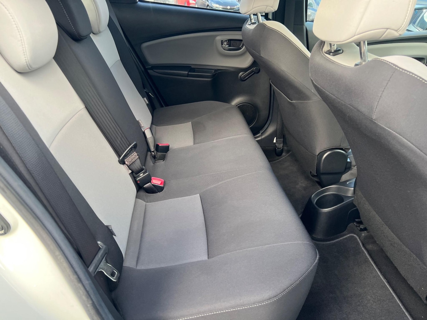 Used Toyota Yaris 2016 for sale - 77537899: Photo 14