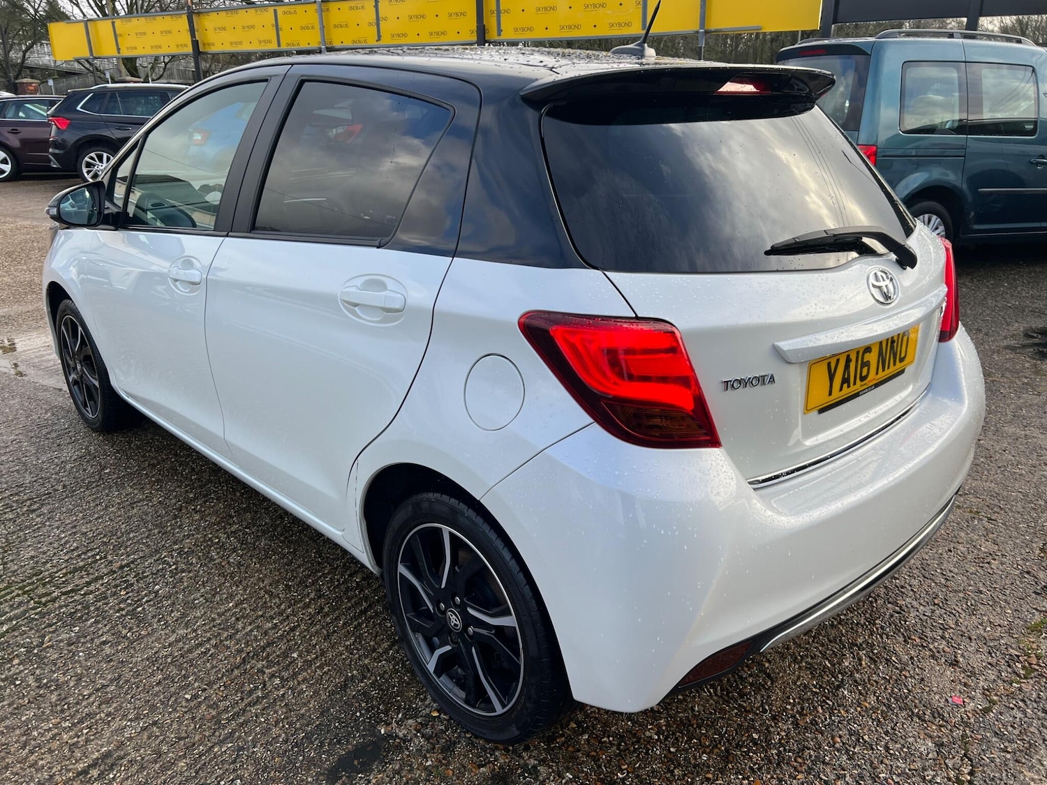 Used Toyota Yaris 2016 for sale - 77537899: Photo 5