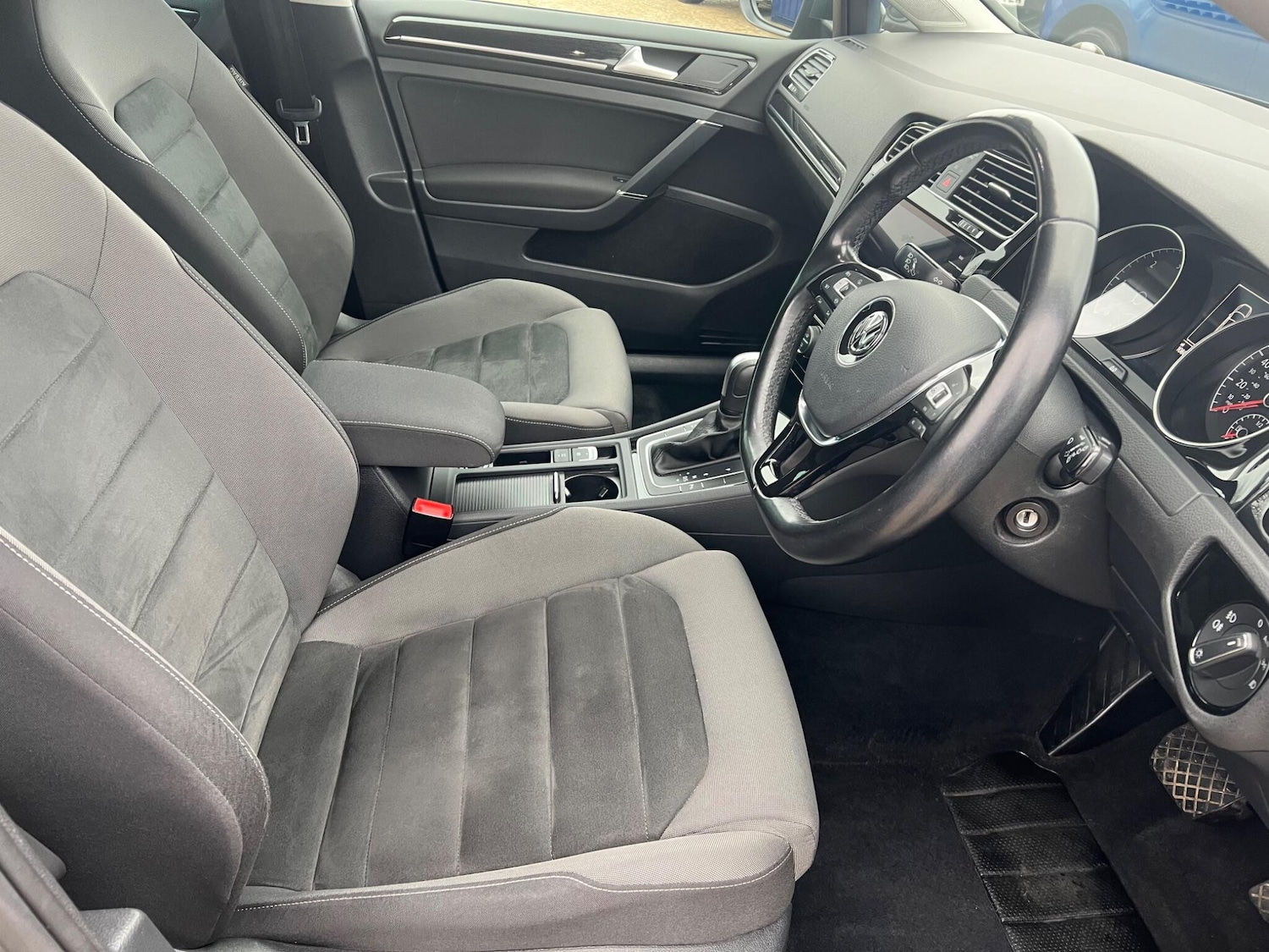 Used Volkswagen Golf 2020 for sale - 77411957: Photo 13