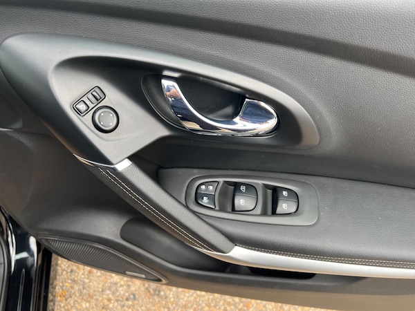 Used Renault Kadjar 2018 for sale - 76226196: Photo 32