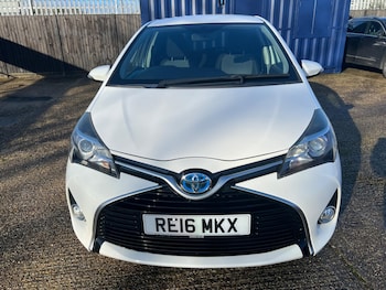 Used Toyota Yaris 2016 for sale - 77440237: Photo
