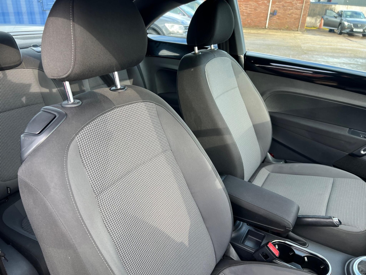 Used Volkswagen Beetle for sale - 77425238: Photo 13