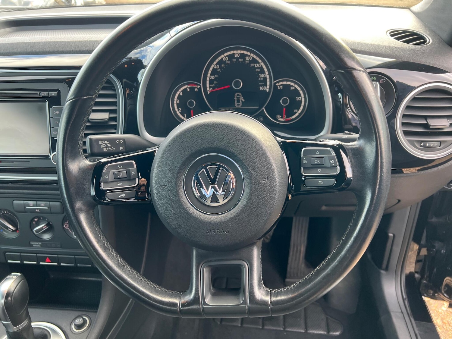 Used Volkswagen Beetle for sale - 77425238: Photo 15
