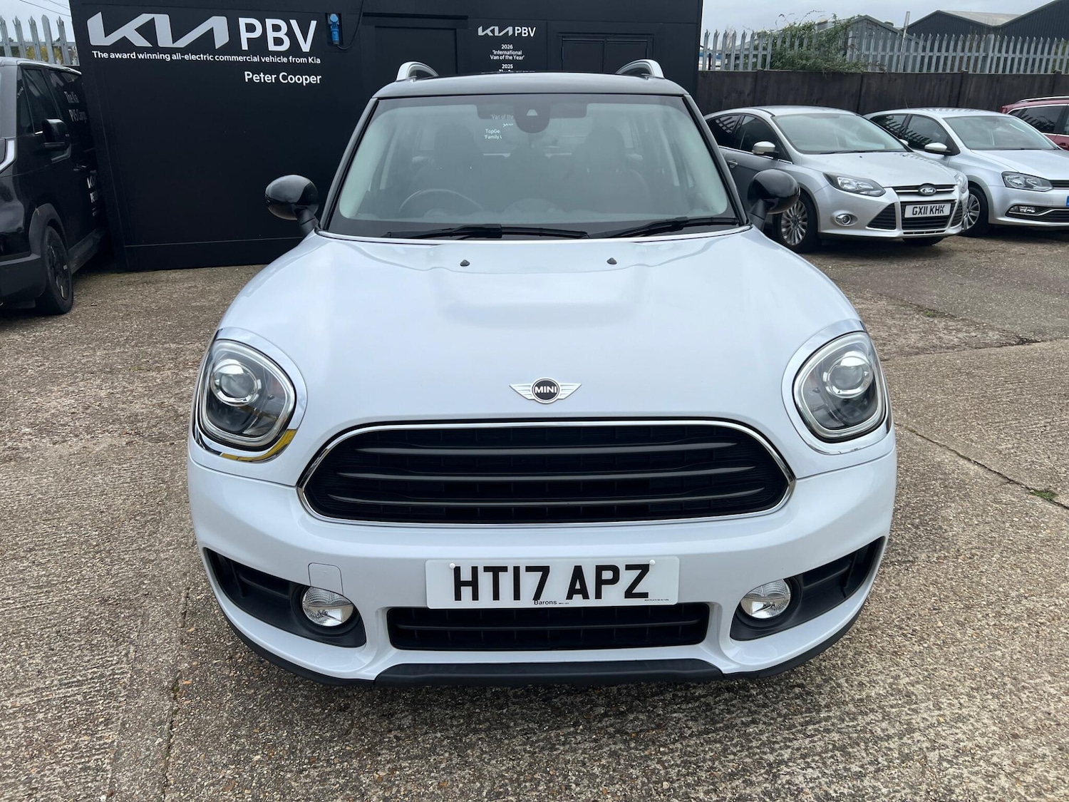Used MINI Countryman 2017 for sale - 78204325: Photo 2