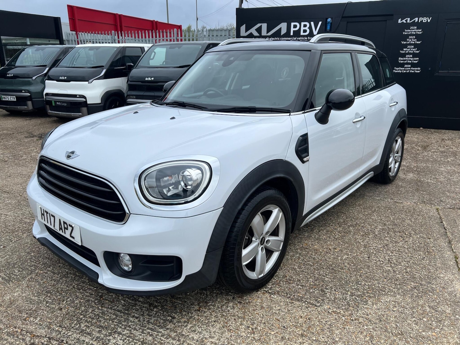 Used MINI Countryman 2017 for sale - 78204325: Photo 3