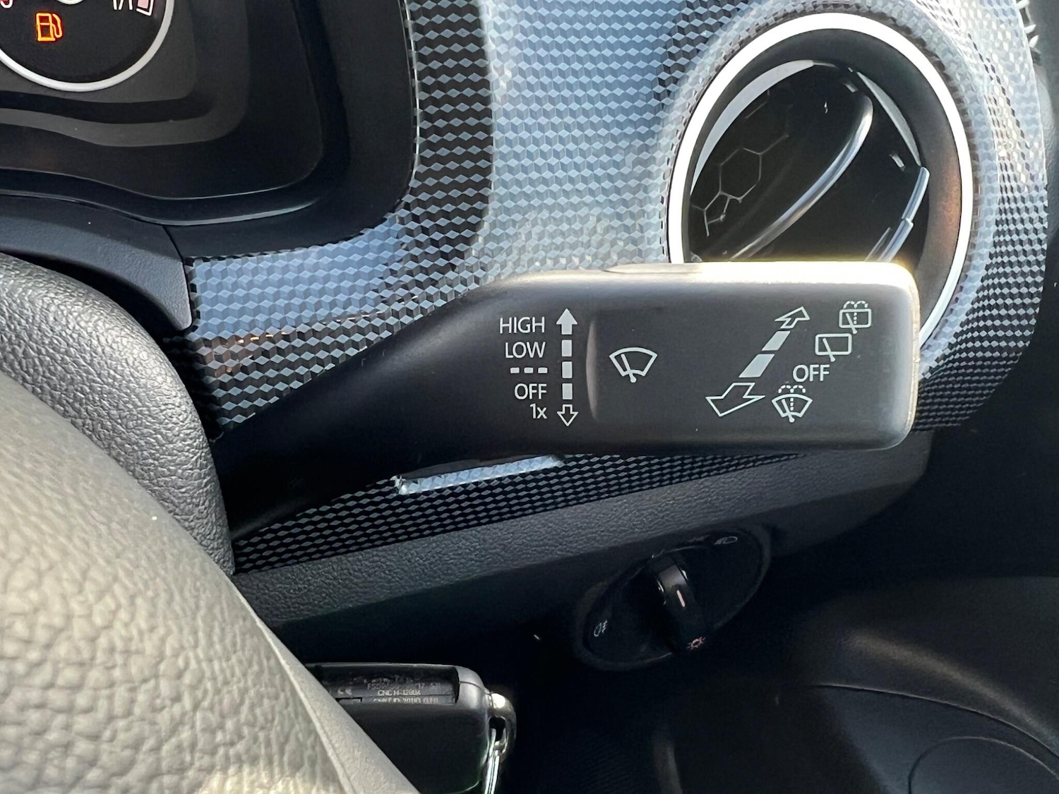 Used Volkswagen up! 2018 for sale - 76389272: Photo 17