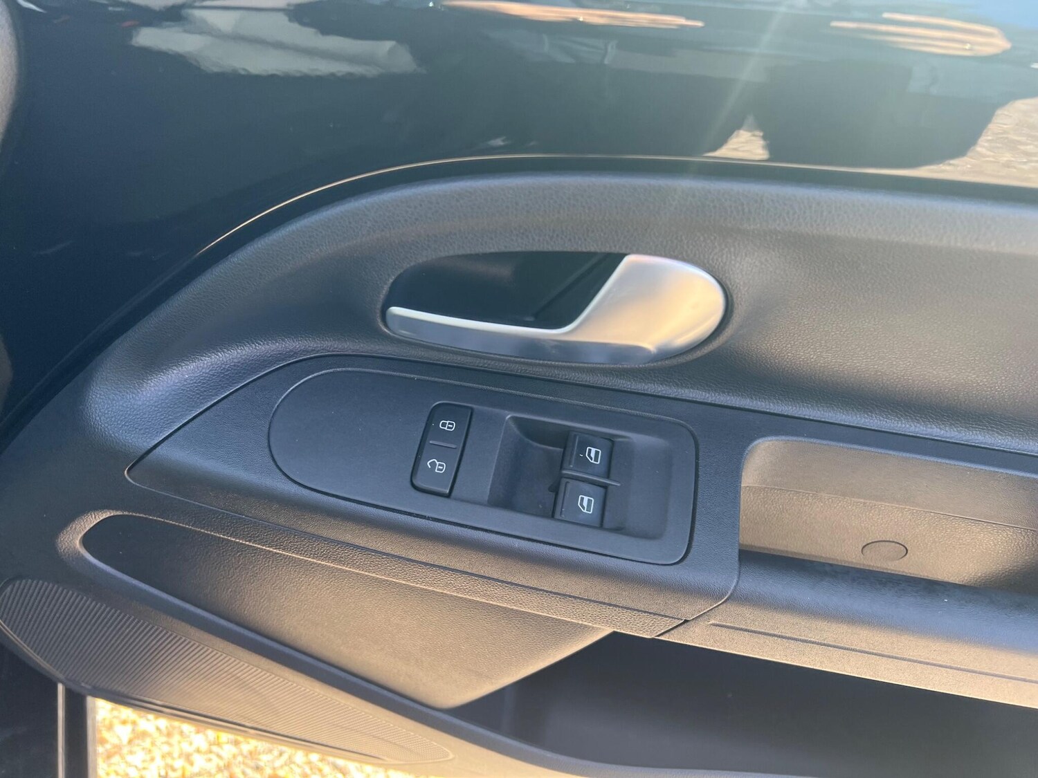 Used Volkswagen up! 2018 for sale - 76389272: Photo 21