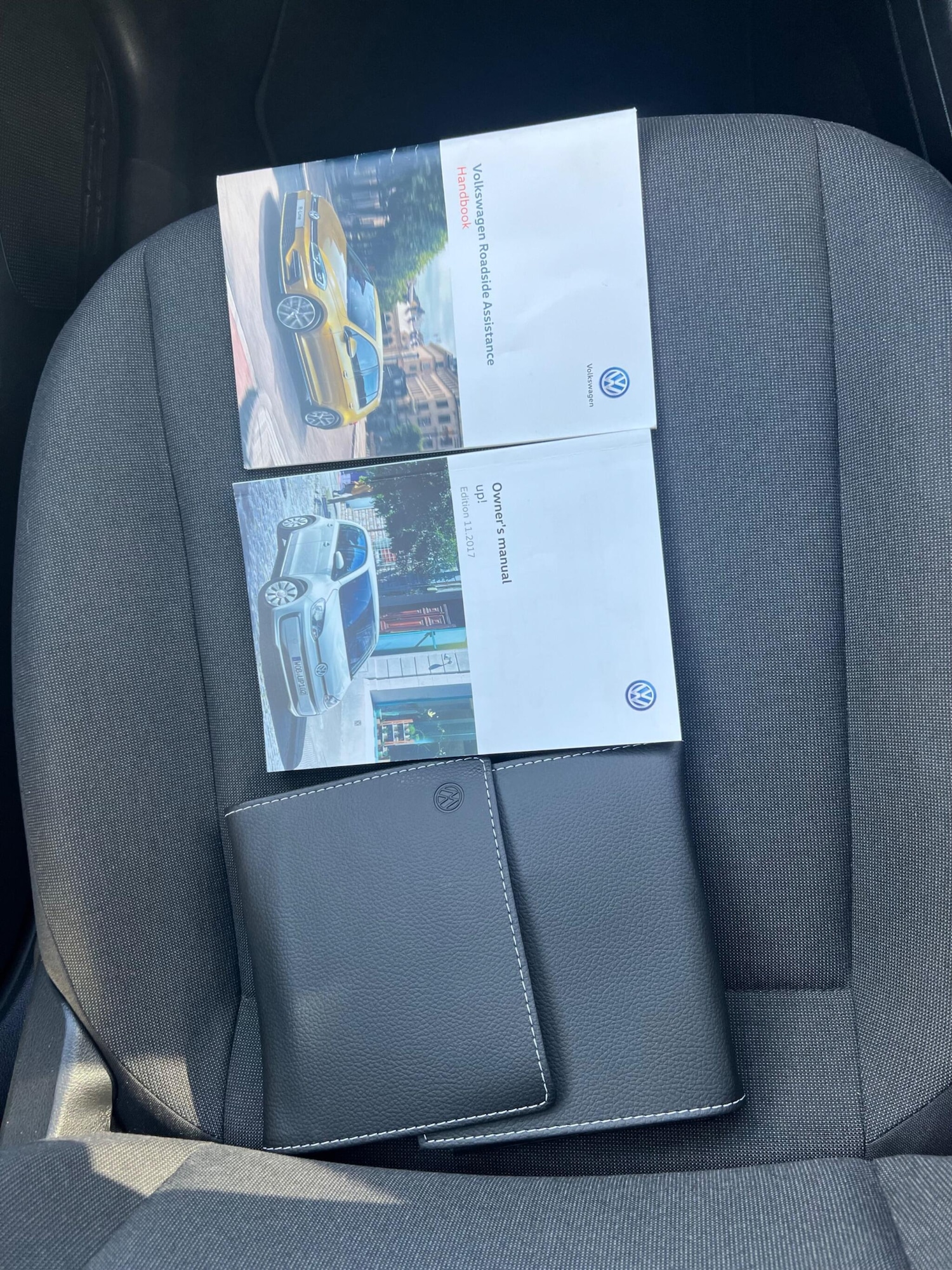 Used Volkswagen up! 2018 for sale - 76389272: Photo 24