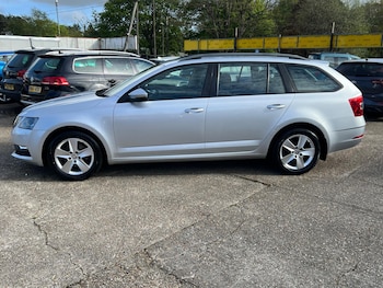 Used Skoda Octavia 2018 for sale - 78276265: Photo