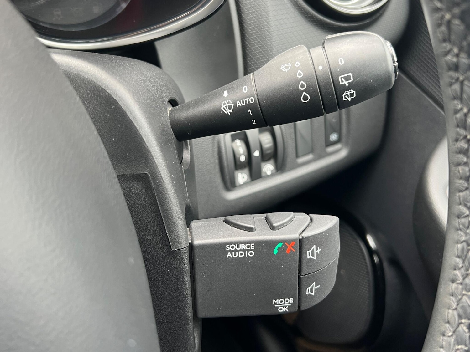 Used Renault Clio 2017 for sale - 76512254: Photo 19