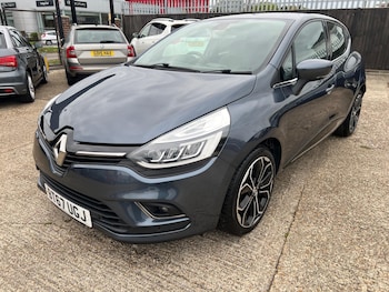 Used Renault Clio 2017 for sale - 76512254: Photo