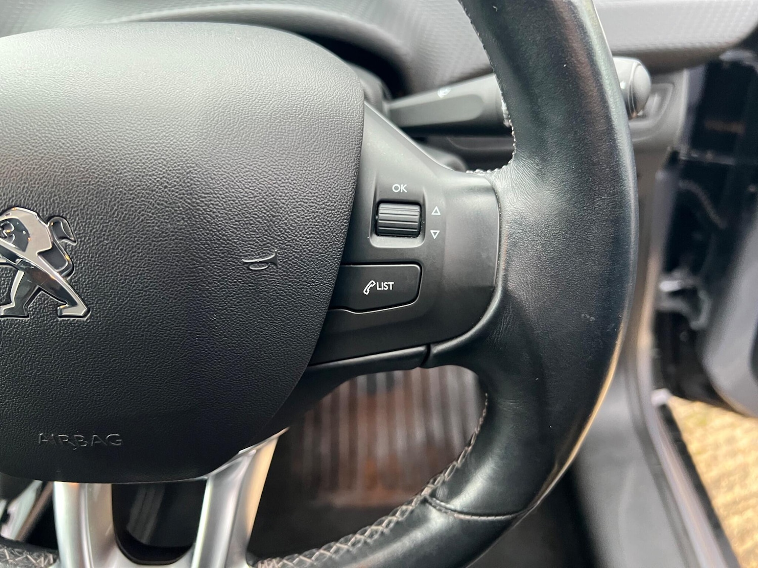 Used Peugeot 2008 for sale - 77439805: Photo 17