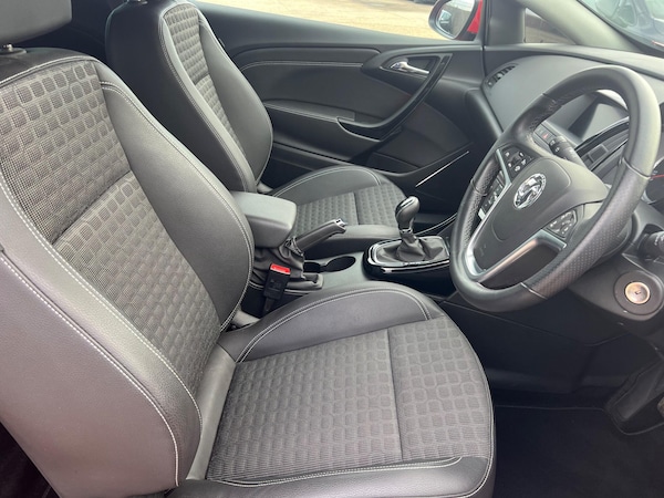 Used Vauxhall Astra GTC 2017 for sale - 76306977: Photo 14