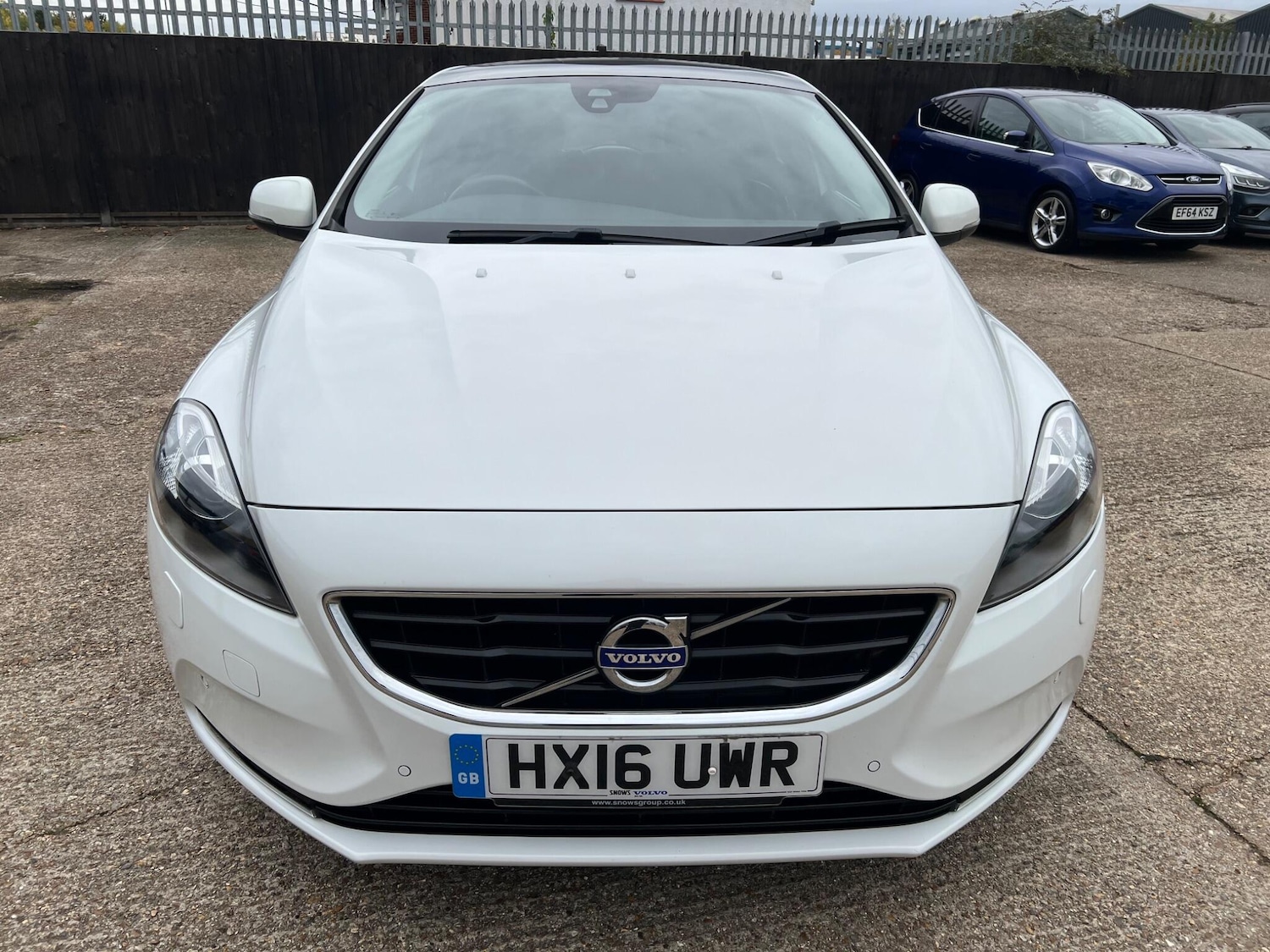Used Volvo V40 2016 for sale - 76409011: Photo 2