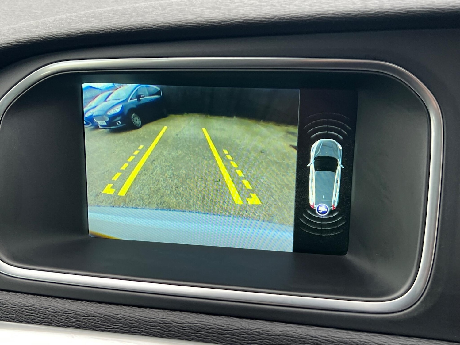 Used Volvo V40 2016 for sale - 76409011: Photo 24