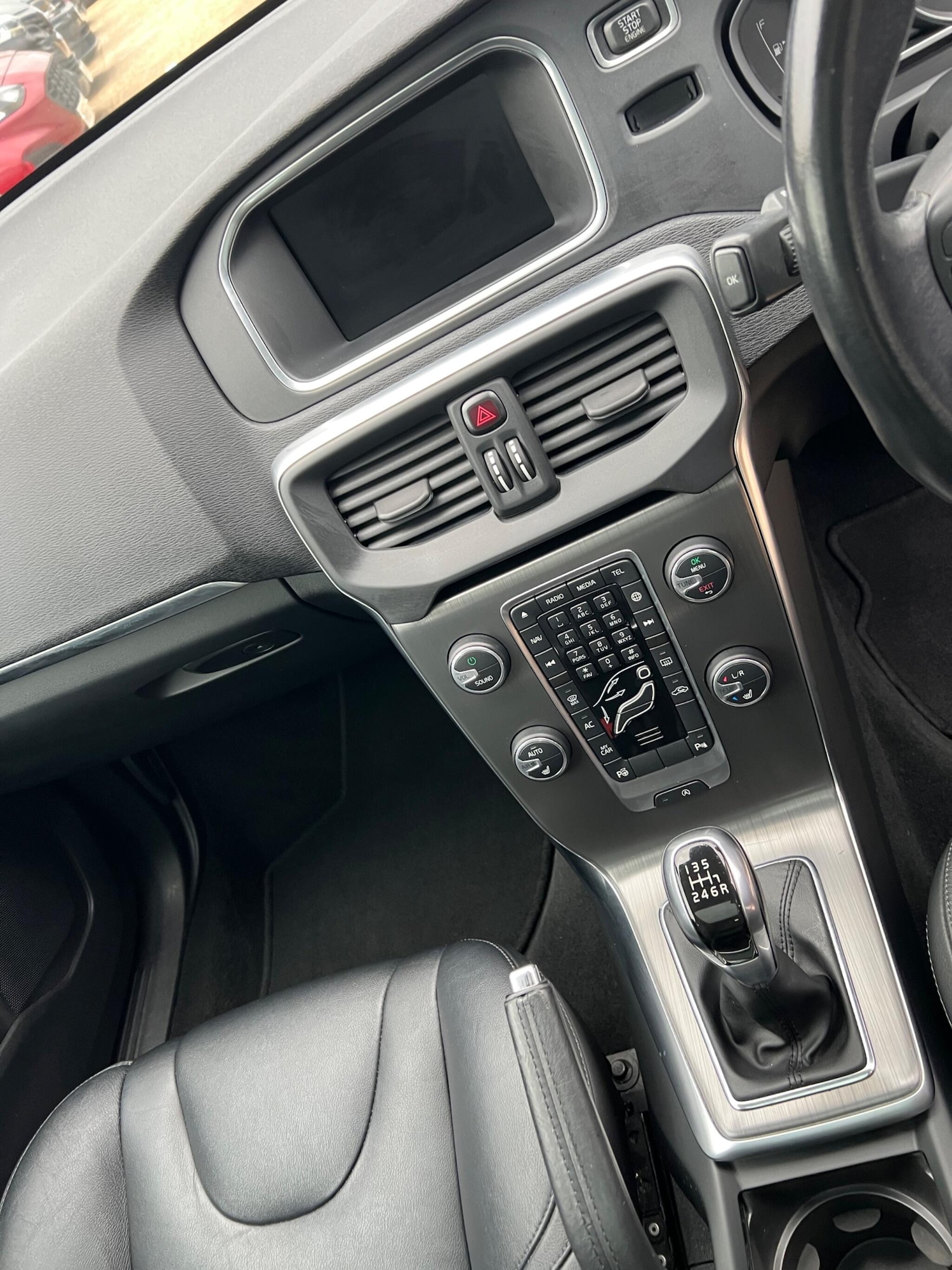 Used Volvo V40 2016 for sale - 76409011: Photo 27