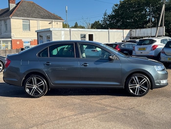 Used Skoda Rapid 2015 for sale - 79533327: Photo