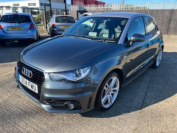 Used Audi A1 2014 for sale - 76307859: Photo 3