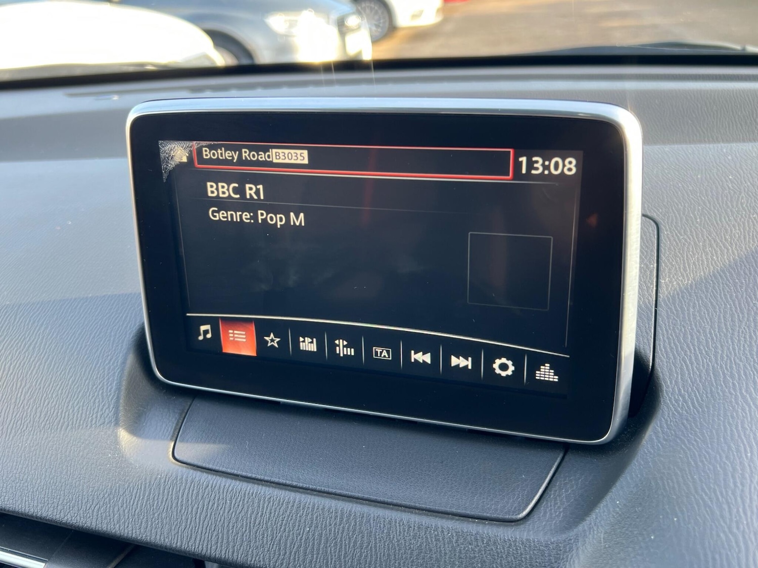 Used Mazda Mazda2 2016 for sale - 76832828: Photo 23