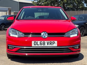 Used Volkswagen Golf 2018 for sale - 79496966: Photo