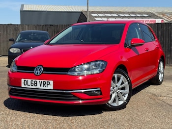 Used Volkswagen Golf 2018 for sale - 79496966: Photo