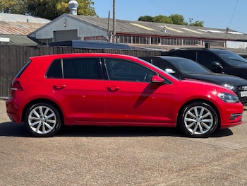 Used Volkswagen Golf 2018 for sale - 79496966: Photo