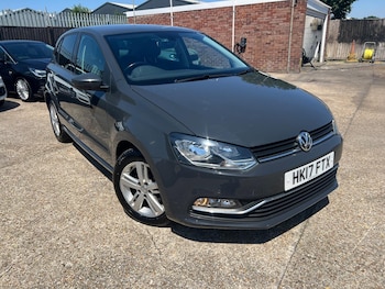 Used Volkswagen Polo 2017 for sale - 79255769: Photo