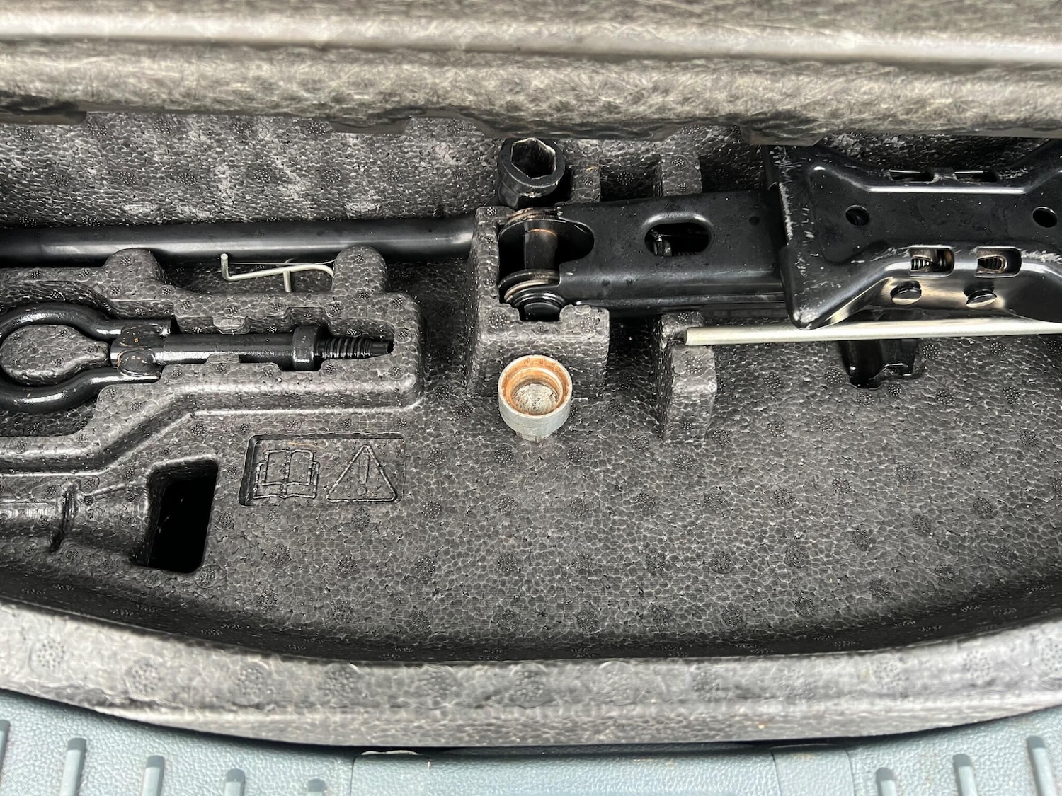 Used Ford Grand C-Max 2014 for sale - 77331233: Photo 30